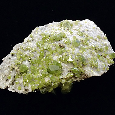 グリーンガーネット原石