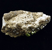 グリーンガーネット原石