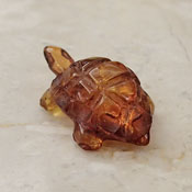琥珀　彫刻置物【カメ】