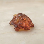 琥珀　彫刻置物【カメ】
